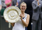Kvitova <i>saplosa</i> Šarapovu un triumfē Vimbldonā