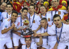 Spānija izglābjas un ceturto reizi pēc kārtas triumfē Eiropas čempionātā
