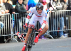 Smukulis "Giro d'Italia" 6. posma atrāvienā, beigās neiztur un finišē 19. vietā
