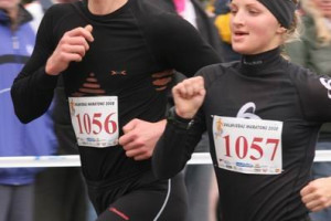 Sportlat Valmieas maratonā - City Fitness pāru skrējiens