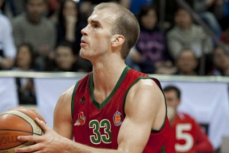 "Lokomotiv" un "Žalgiris" iekļūst VTB pusfinālā "Lokomotiv" un "Žalgiris" iekļūst VTB pusfinālā