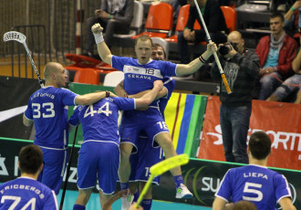 Video: Latvijas čempionāts florbolā - te viss ir pa īstam! Video: Latvijas čempionāts florbolā - te viss ir pa īstam!