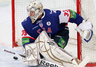 Video: KHL izslēgšanas spēļu labākie atvairītie metieni Video: KHL izslēgšanas spēļu labākie atvairītie metieni
