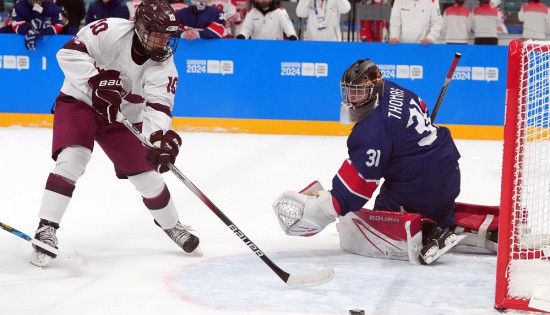 Septītais čempionāts elitē pēc kārtas: U18 hokejisti sāks pasaules čempionātu pret Norvēģiju