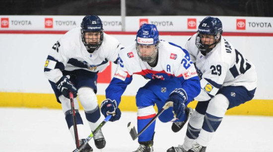 Pasaules U18 hokeja čempionāta ievadmačā vārti no spēles netiek gūti