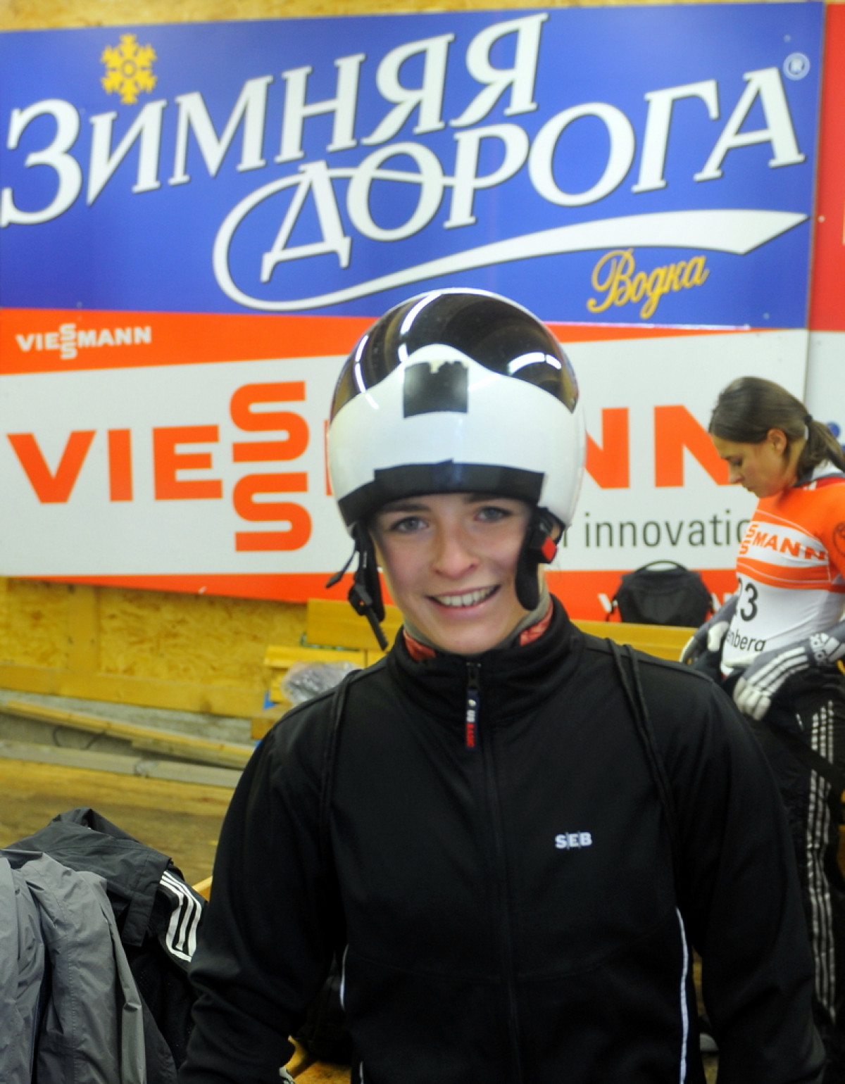 Foto Lelde Priedulēna + skeletons + mūzika Ziemas sports