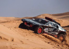 Petransels ar elektrisko "Audi" sasniedz pirmo uzvaru šajā Dakaras rallijā