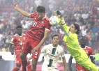"Bayern" vārtsargu krīzi risina, iegādājoties Šveices pirmo numuru Zommeru