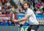 Gulbis un Ozoliņš zaudē dubultspēlē, dueļa uzvarētāju noskaidros vienspēlēs