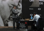 Ņepomņaščijs un Ližeņs spēlē neizšķirti arī pasaules šaha čempionāta 11. partijā
