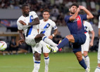 Milānas "Inter" dažu minūšu laikā atspēlējas un gūst uzvaras vārtus pret PSG