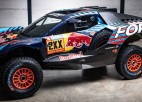 "Ford" prezentē iespaidīgu Dakaras rallija sacīkšu auto