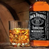 Бервенский, Шмолик и бутылка Jack Daniels