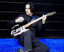 Sākas biļešu pārdošana uz Džeka Vaita koncertu Siguldā