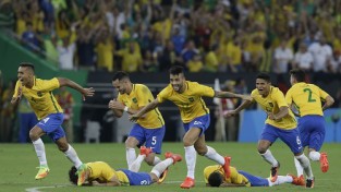 Brazīlija triumfē pēcspēles pendelēs, Neimārs pieliek zelta punktu