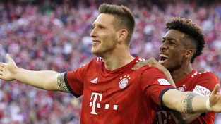 Veiksmīgs rikošets nodrošina "Bayern" grūtu uzvaru