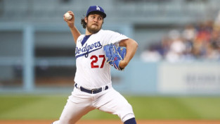 MLB uz divām sezonām diskvalificē "Dodgers" zvaigzni Baueru