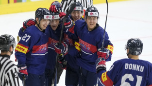 Cīņā par tikšanu PČ elites divīzijā korejieši pārsteidzoši uzvar Slovēniju