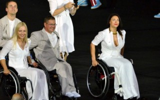 Foto: Riodežaneiro krāšņi atklāj paralimpiskās spēles
