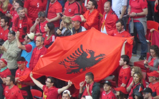 Novickis no "Euro 2016" : liecinieks Albānijas laimei un angļu trādirīdim?
