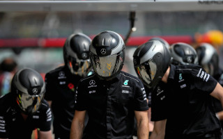 Bruņoti noziedznieki Brazīlijā aplaupa "Mercedes" F1 komandas darbiniekus