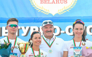 Video: Lukašenko triumfē un akcentē savus nopelnus Domračevas panākumos