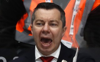 Krievijas treneris: "Pretinieks praktiski rāpoja – Orlovs nav jādiskvalificē"