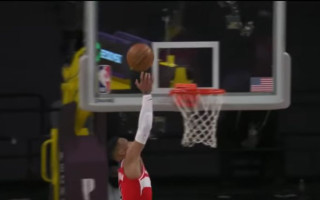 Video: Klusais <i>danks</i> - Vestbruks atkal paviesojas <i>Shaqtin’ A Fool</i>