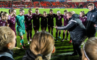 Sieviešu izlases treneris pēc 0:20: "Priecēja, ka meitenes atdeva sevi līdz galam"