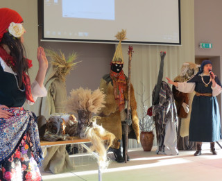 Aicina uz mācībām “Teātra spēle kā metode dažādu etnisko grupu integrācijā un nacionālo tradīciju izzināšanā”