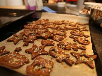 Piedalies labdarības projektā par parakstu vākšanu vēža slimnieku atbalstam