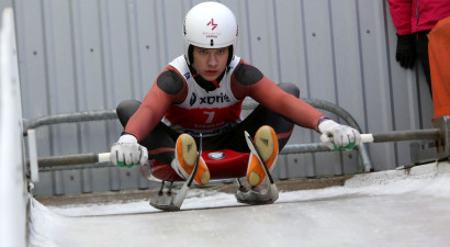 Latvijai zelts un bronza Eiropas Jaunatnes ziemas olimpiskajās spēlēs kamaniņu sportā