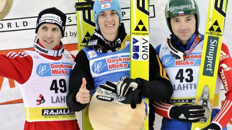 Uzvarētāju trio - Simons Amans, Gregors Šlīrencauers un Dmitrijs Vasiļjevs 
Foto: AFP