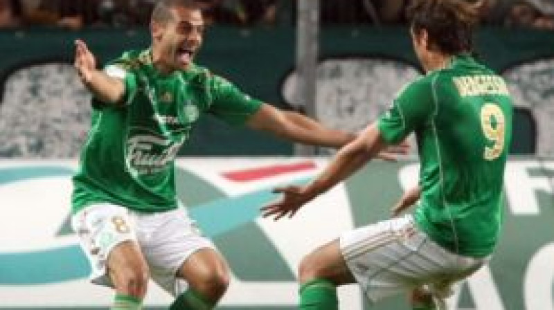 "St.-Etienne" futbolisti līksmo
Foto: AP