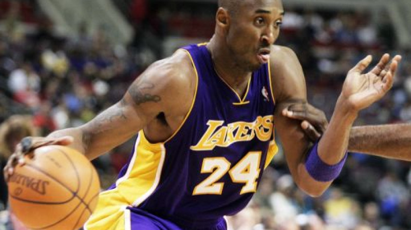 Kobe Braients kārtējā caurgājienā 
Foto: AP/Scanpix