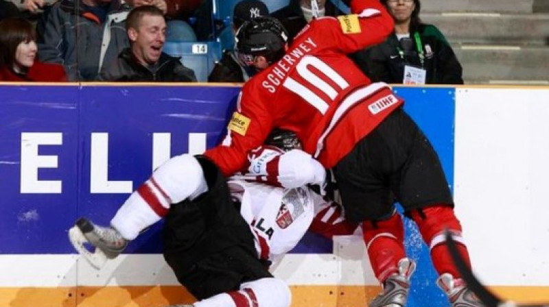 U-20 izlase čempionātā piedzīvjusi daudz rūgtu brīžu
Foto: iihf.com