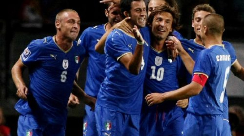 Itālijas izlases futbolisti
Foto: Digitale/Scanpix