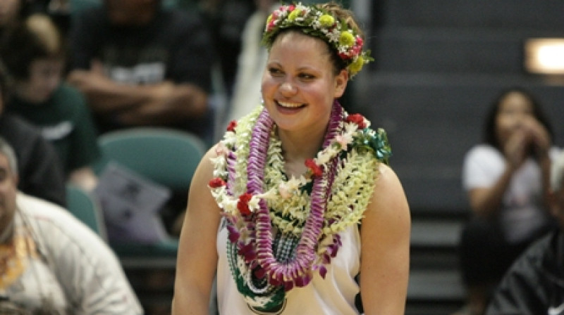 Dita Liepkalne 
Foto: hawaiiathletics.com