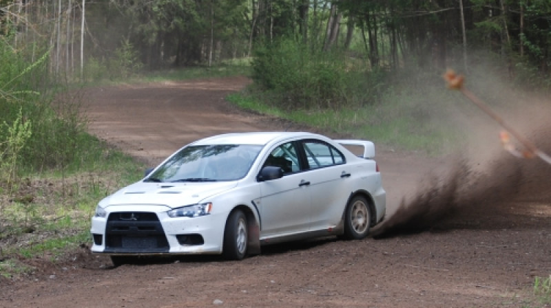 Jānis Vorobjovs/Guntars Zicāns testē "Mitsubishi Lancer Evo X"
Foto: Artūrs Žeibe