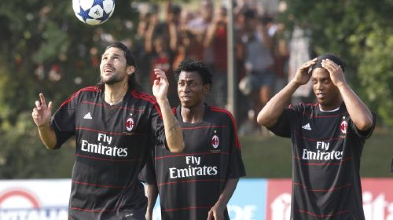 ''Milan'' futbolisti treniņa laikā
Foto: AP/Scanpix