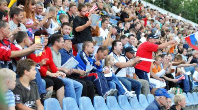 "Lokomotīves" fani ir gatavi apēst savus mīluļus
Foto: Jevgēņijs Jaņens, Sportacentrs.com