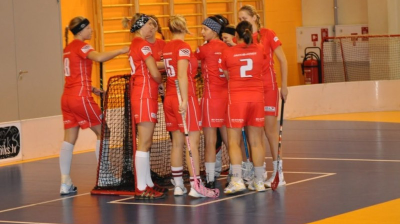 "Valmiera/BSS"
Foto: www.rsufloorball.lv