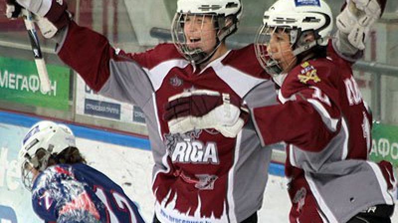 SK Rīga-95 puiši "World Junior Champions Cup - 2011" turnīrā Maskavā 2011. g. maijā; foto: kuzkincup.ru.