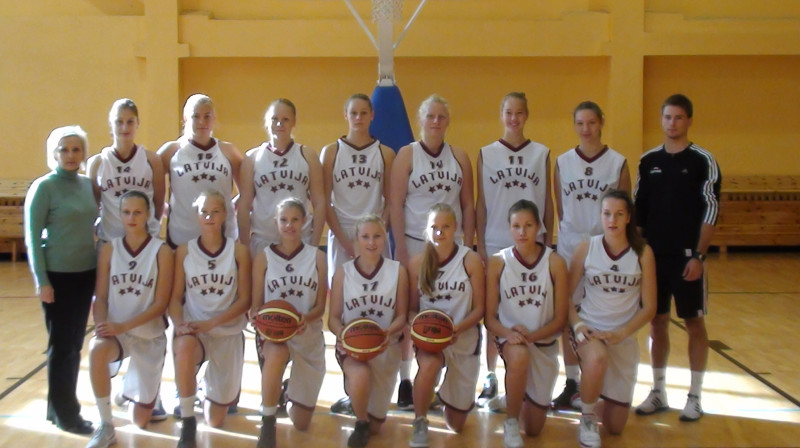 Latvijas U16 izlase.
Foto: basket.lv
