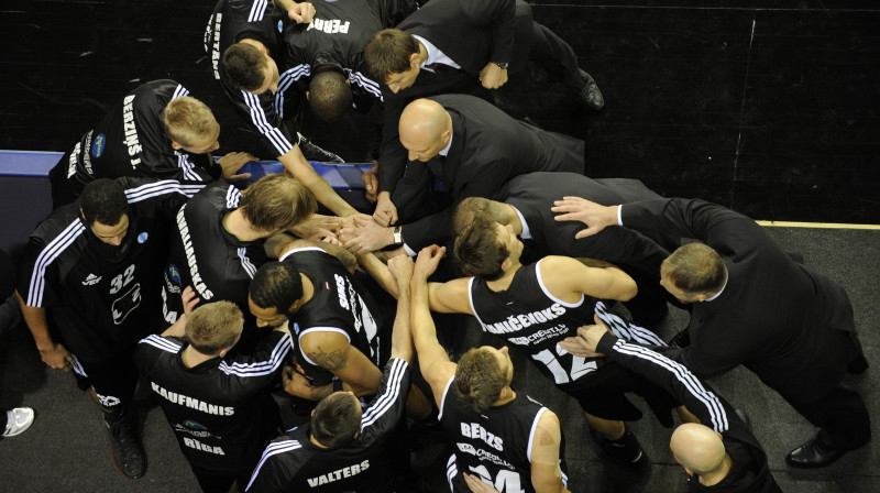 "VEF Rīga"
Foto: Romāns Kokšarovs, Sporta Avīze, f64