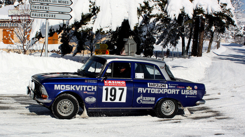 Roberta Elbakjana vadītais "RE Autoclub"  moskvičs Francijas sniegotajos ceļos
Foto: "RE Autoclub"