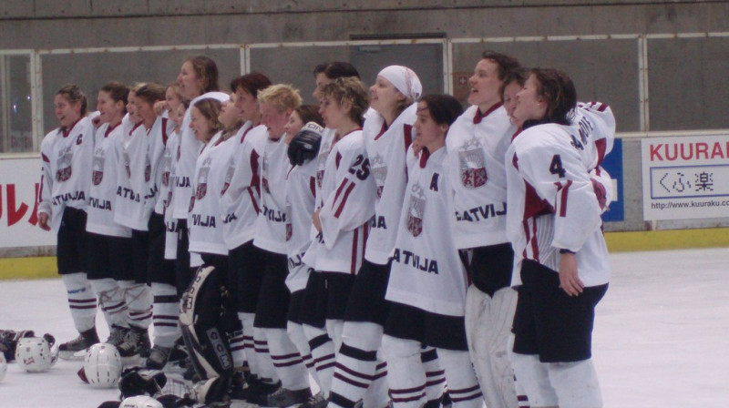 Pagājušajā pasaules čempionātā 1. divīzijā Vācijā, Latvijas hokeja izlase izcīnīja 3. vietu.
Foto: IIHF