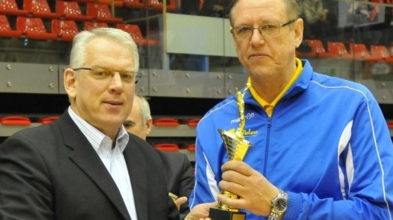 Jurijs Deveikus saņēmis sezonas labākā trenera balvu
Foto: Romualds Vambuts