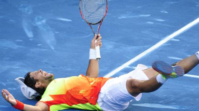 Fernando Verdasko ar 14. mēģinājumu beidzot uzvarējis Rafaelu Nadalu. Uz māla!
Foto: AP/Scanpix