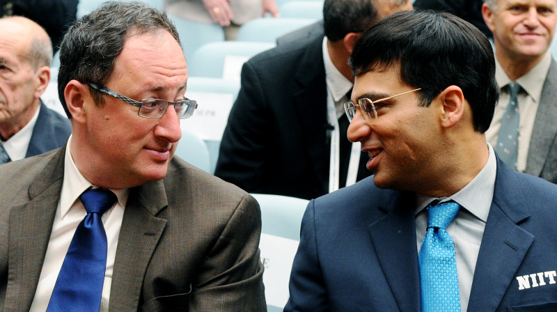 Boriss Gelfands un Višvanatans Anands
Foto: Itar Tass/Scanpix